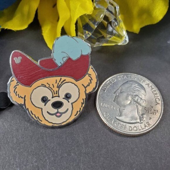 Disney Duffy Trading Pin Captain Hook Teddy Bear Hidden Mickey Lapel Pin Brooch - Picture 3 of 6